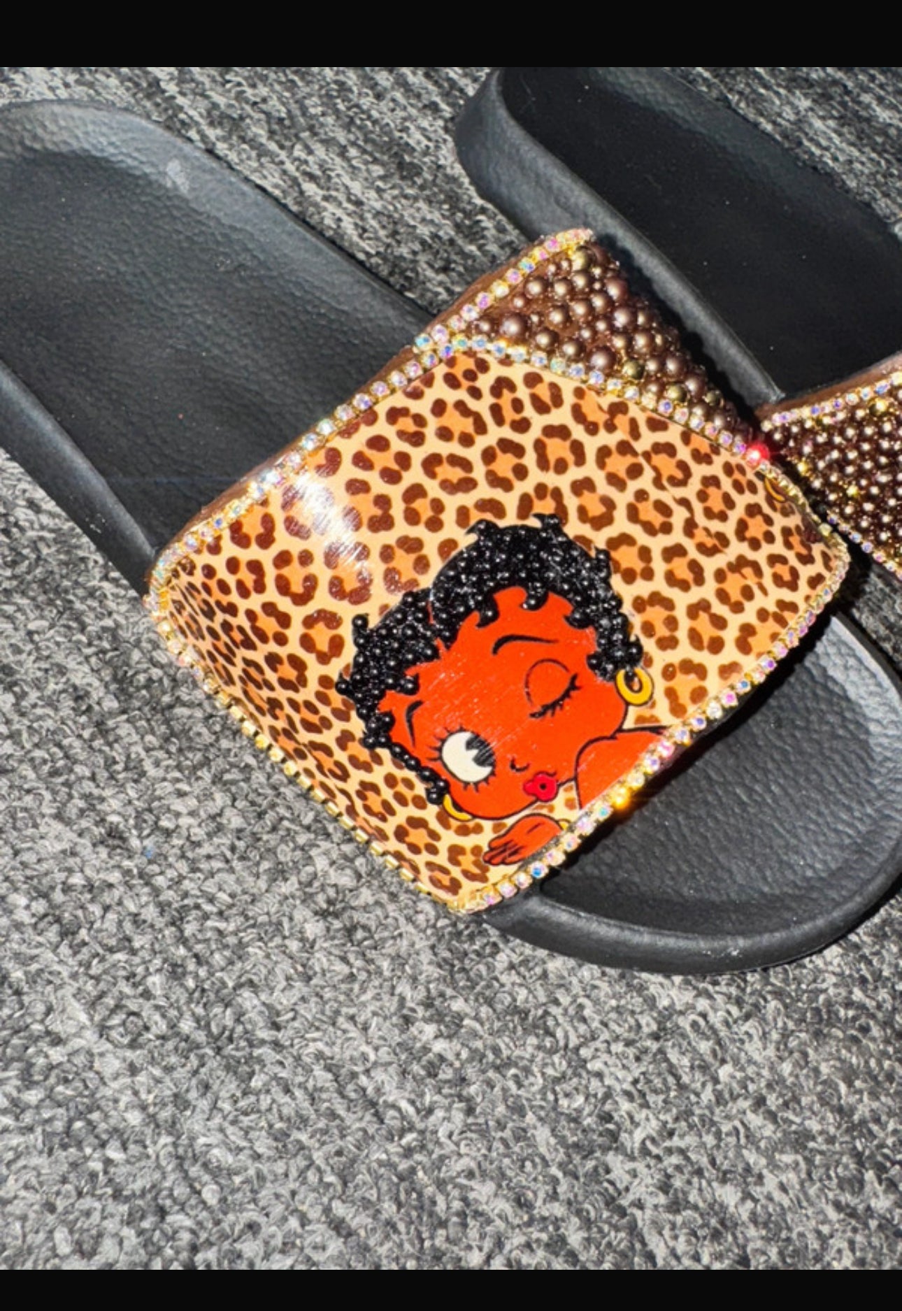 Customised Sliders size 6